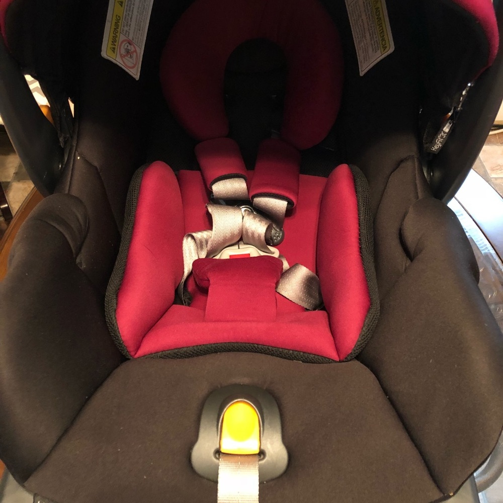 Chicco Key Fit 30 zip infant car seat